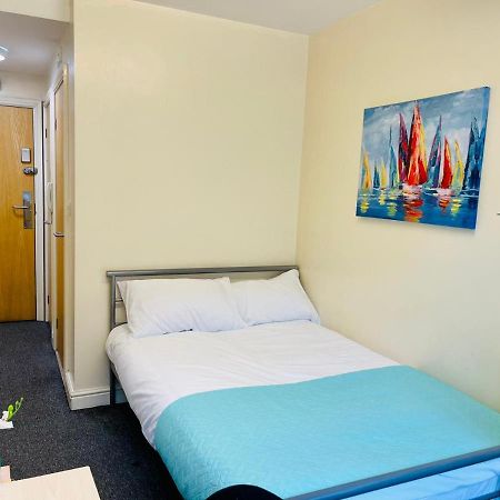 Oyo Sangha House - Short Stays Leicester Eksteriør bilde