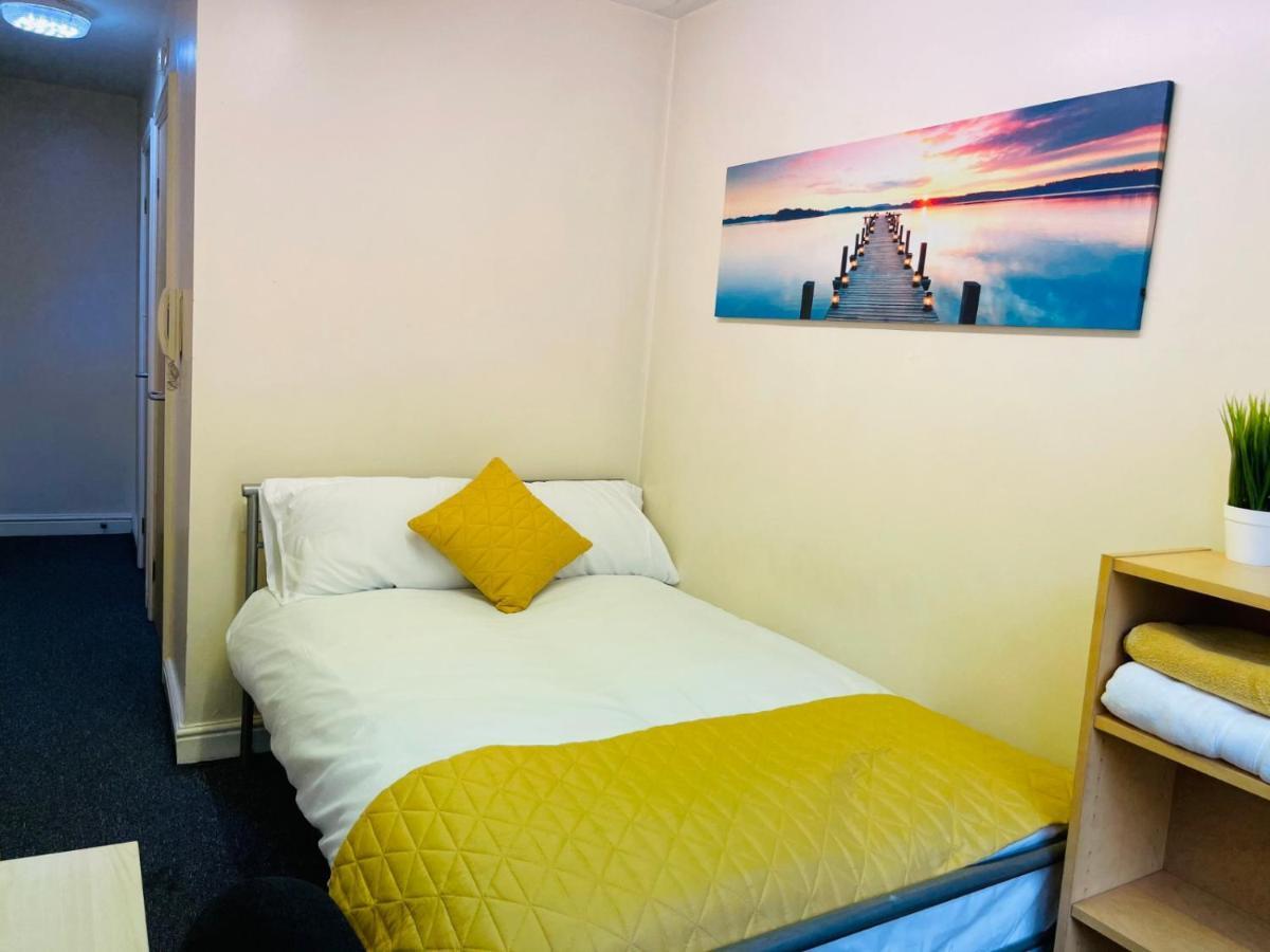 Oyo Sangha House - Short Stays Leicester Eksteriør bilde